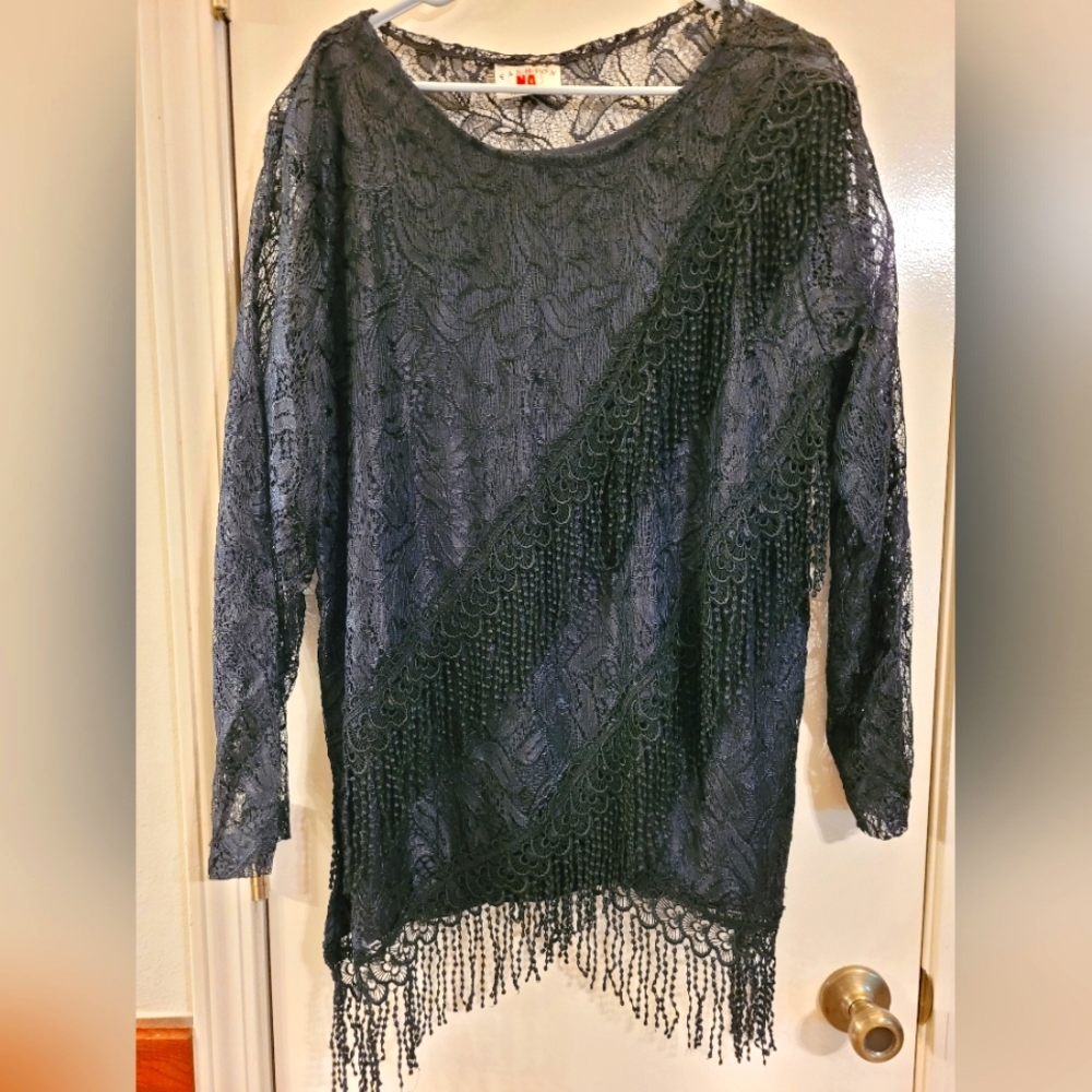 Beautiful lace & fringe top and skirt